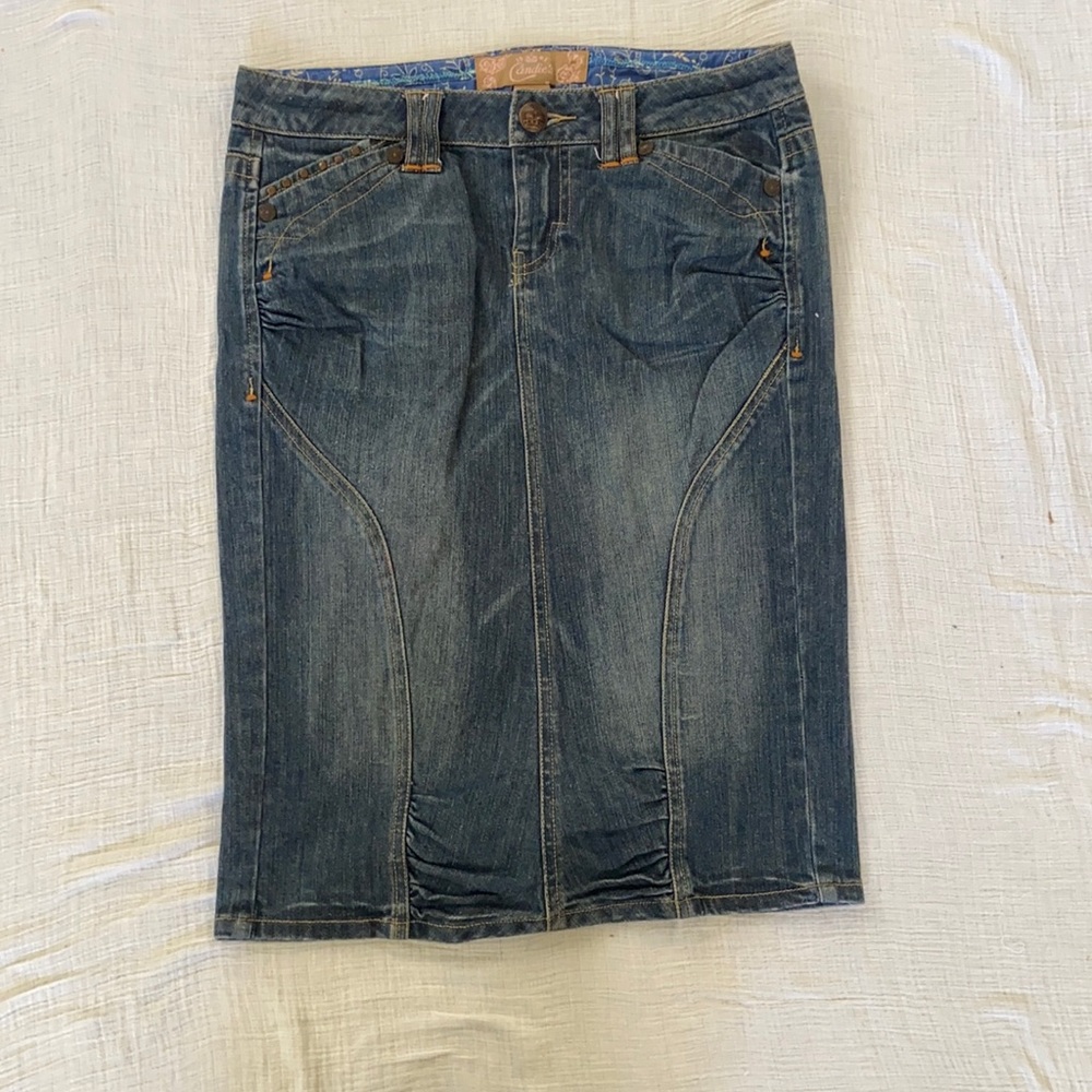 Denim skirt